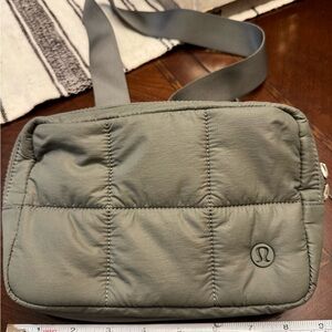 lululemon athletica Quilted Belt Bag in sage green